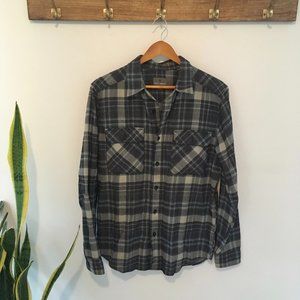 Royal Robbins blue-gray plaid flannel shirt (Men's medium)